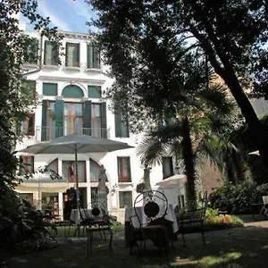 Palazzo Abadessa 4*, Venice Italy